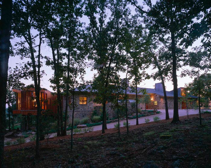 Barton Phelps & Associates - River House Retreat Facility